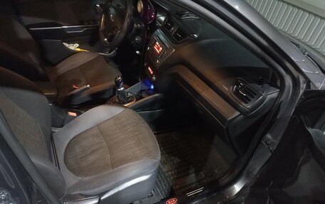 KIA Rio III рестайлинг, 2015 год, 1 100 000 рублей, 6 фотография