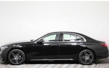 Mercedes-Benz E-Класс, 2025 год, 10 300 000 рублей, 2 фотография