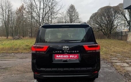 Toyota Land Cruiser, 2024 год, 4 фотография