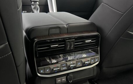 Toyota Land Cruiser, 2024 год, 10 фотография