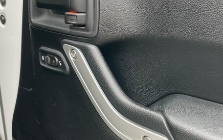 Jeep Wrangler, 2011 год, 2 950 000 рублей, 28 фотография