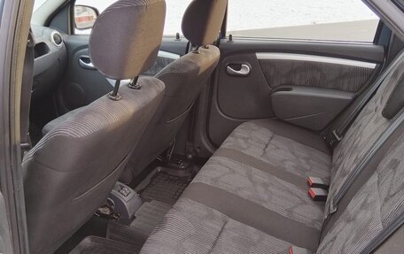 Renault Logan I, 2011 год, 600 000 рублей, 11 фотография