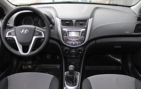 Hyundai Solaris II рестайлинг, 2013 год, 485 000 рублей, 9 фотография