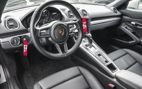 Porsche Cayman, 2024 год, 9 030 000 рублей, 5 фотография