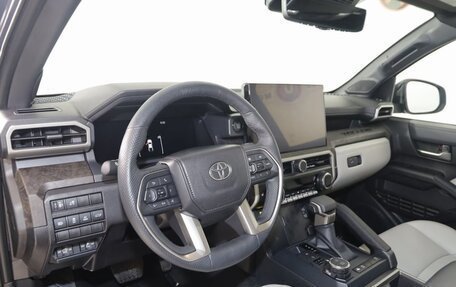 Toyota Tacoma, 2025 год, 9 293 030 рублей, 15 фотография