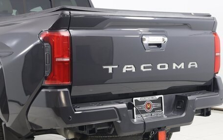 Toyota Tacoma, 2025 год, 9 293 030 рублей, 11 фотография