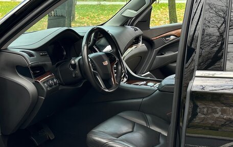 Cadillac Escalade IV, 2017 год, 5 300 000 рублей, 16 фотография