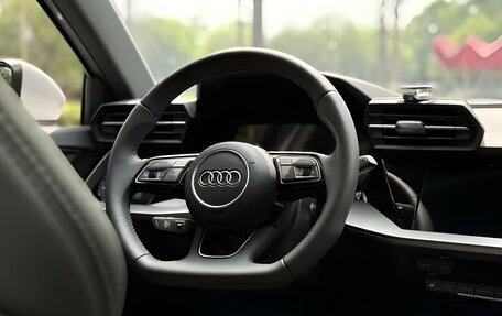 Audi A3, 2022 год, 2 000 000 рублей, 6 фотография