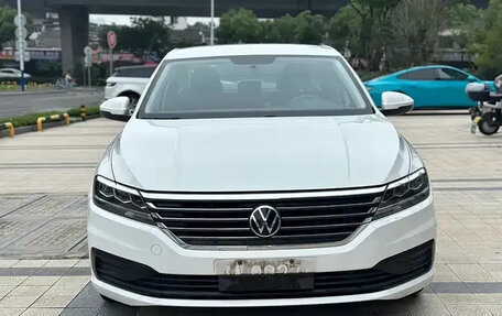 Volkswagen Lavida, 2022 год, 1 510 000 рублей, 2 фотография