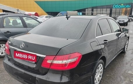 Mercedes-Benz E-Класс, 2013 год, 1 800 000 рублей, 2 фотография