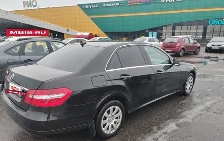 Mercedes-Benz E-Класс, 2013 год, 1 800 000 рублей, 4 фотография