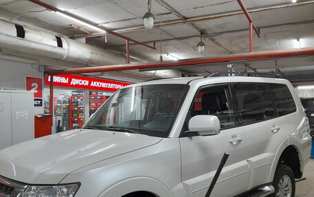 Mitsubishi Pajero IV, 2018 год, 3 300 000 рублей, 7 фотография