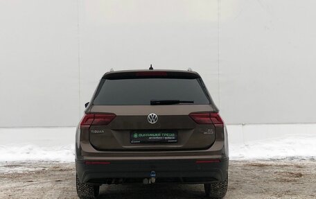 Volkswagen Tiguan II, 2017 год, 1 875 000 рублей, 6 фотография
