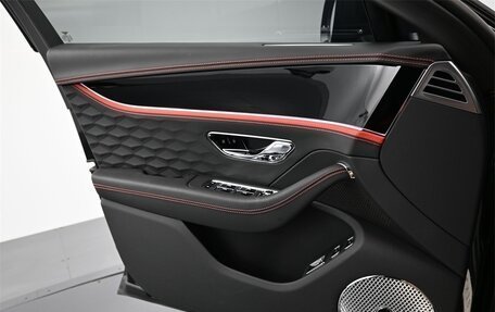 Bentley Flying Spur, 2025 год, 38 125 164 рублей, 11 фотография