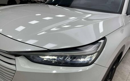 Honda Vezel, 2024 год, 2 060 000 рублей, 8 фотография