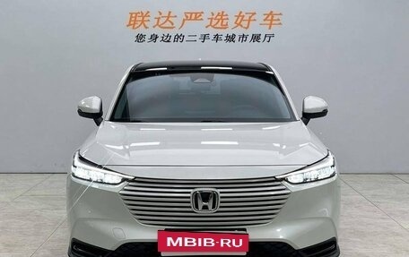 Honda Vezel, 2024 год, 2 060 000 рублей, 2 фотография