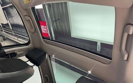 Honda Vezel, 2024 год, 2 060 000 рублей, 22 фотография