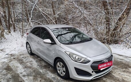 Hyundai i30 II рестайлинг, 2012 год, 750 000 рублей, 3 фотография