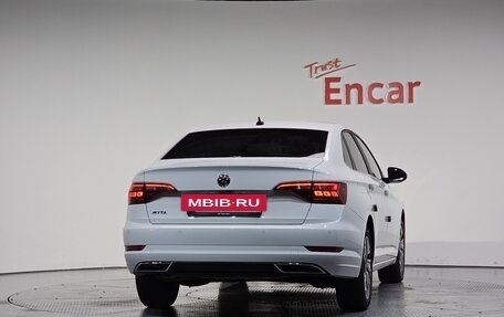 Volkswagen Jetta VII, 2021 год, 2 010 000 рублей, 2 фотография