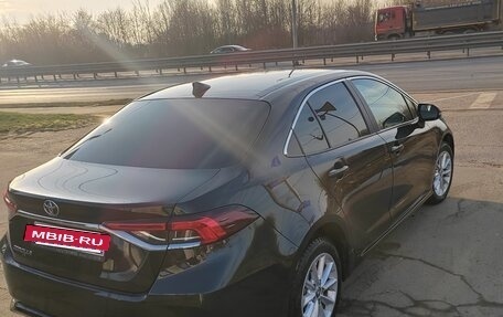 Toyota Corolla, 2021 год, 2 100 000 рублей, 3 фотография