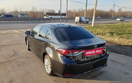 Toyota Corolla, 2021 год, 2 100 000 рублей, 5 фотография