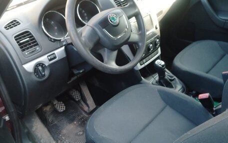 Skoda Yeti I рестайлинг, 2012 год, 616 000 рублей, 2 фотография