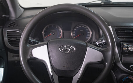 Hyundai Solaris II рестайлинг, 2012 год, 589 000 рублей, 11 фотография