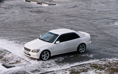 Toyota Altezza, 2002 год, 930 000 рублей, 1 фотография