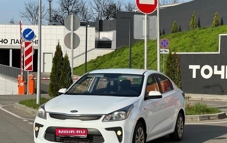 KIA Rio IV, 2020 год, 979 000 рублей, 1 фотография