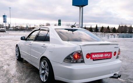 Toyota Altezza, 2002 год, 930 000 рублей, 5 фотография