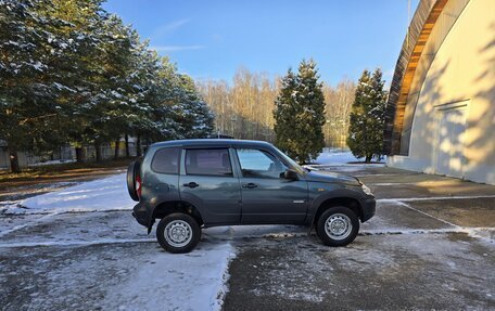 Chevrolet Niva I рестайлинг, 2015 год, 445 000 рублей, 6 фотография