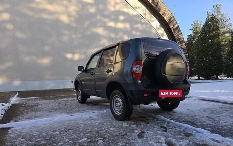 Chevrolet Niva I рестайлинг, 2015 год, 445 000 рублей, 3 фотография