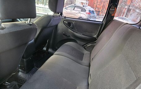 Chevrolet Niva I рестайлинг, 2015 год, 445 000 рублей, 8 фотография