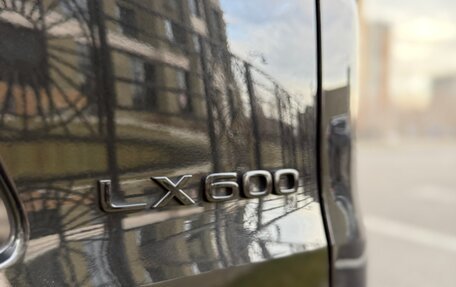 Lexus LX, 2023 год, 16 700 000 рублей, 12 фотография