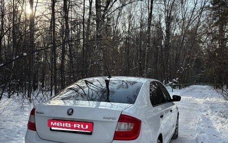 Skoda Rapid I, 2016 год, 900 000 рублей, 5 фотография