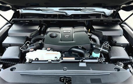 Toyota Land Cruiser, 2022 год, 11 740 000 рублей, 10 фотография