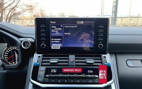 Toyota Land Cruiser, 2022 год, 11 740 000 рублей, 15 фотография