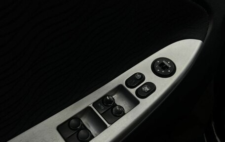 Hyundai Solaris II рестайлинг, 2011 год, 639 900 рублей, 7 фотография