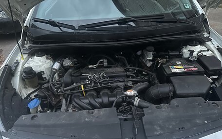 Hyundai Solaris II рестайлинг, 2015 год, 600 000 рублей, 9 фотография