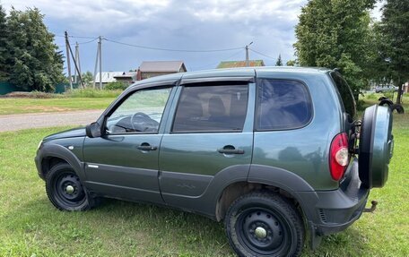 Chevrolet Niva I рестайлинг, 2012 год, 450 000 рублей, 1 фотография