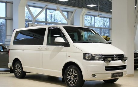 Volkswagen Caravelle T5, 2014 год, 1 625 000 рублей, 3 фотография