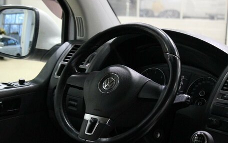 Volkswagen Caravelle T5, 2014 год, 1 625 000 рублей, 17 фотография