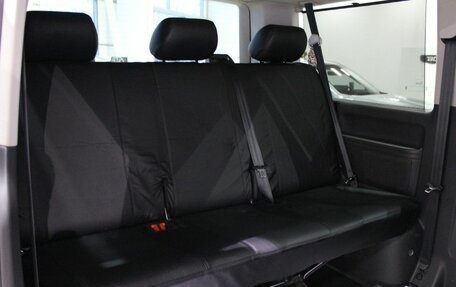 Volkswagen Caravelle T5, 2014 год, 1 625 000 рублей, 20 фотография