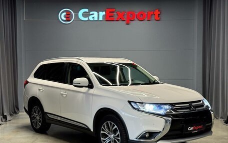 Mitsubishi Outlander III рестайлинг 3, 2018 год, 1 720 000 рублей, 7 фотография