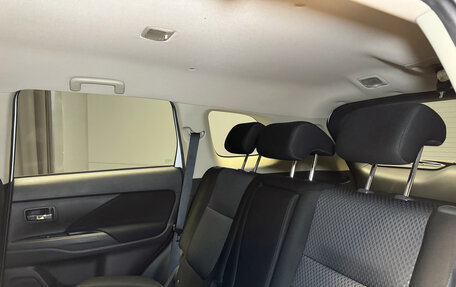 Mitsubishi Outlander III рестайлинг 3, 2018 год, 1 720 000 рублей, 23 фотография