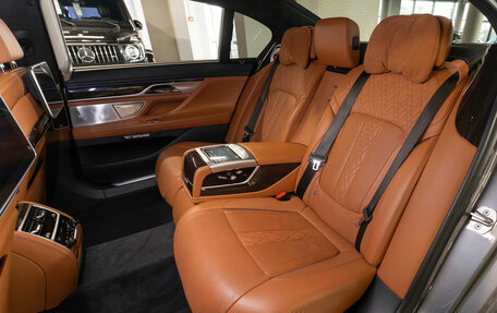 BMW 7 серия, 2017 год, 5 500 000 рублей, 12 фотография