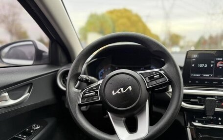 KIA K3, 2021 год, 1 555 000 рублей, 12 фотография
