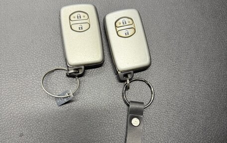 Toyota Land Cruiser 200, 2008 год, 2 350 000 рублей, 27 фотография