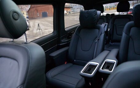 Mercedes-Benz V-Класс, 2025 год, 14 200 000 рублей, 16 фотография