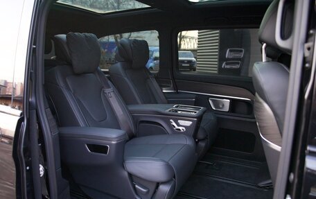 Mercedes-Benz V-Класс, 2025 год, 14 200 000 рублей, 22 фотография